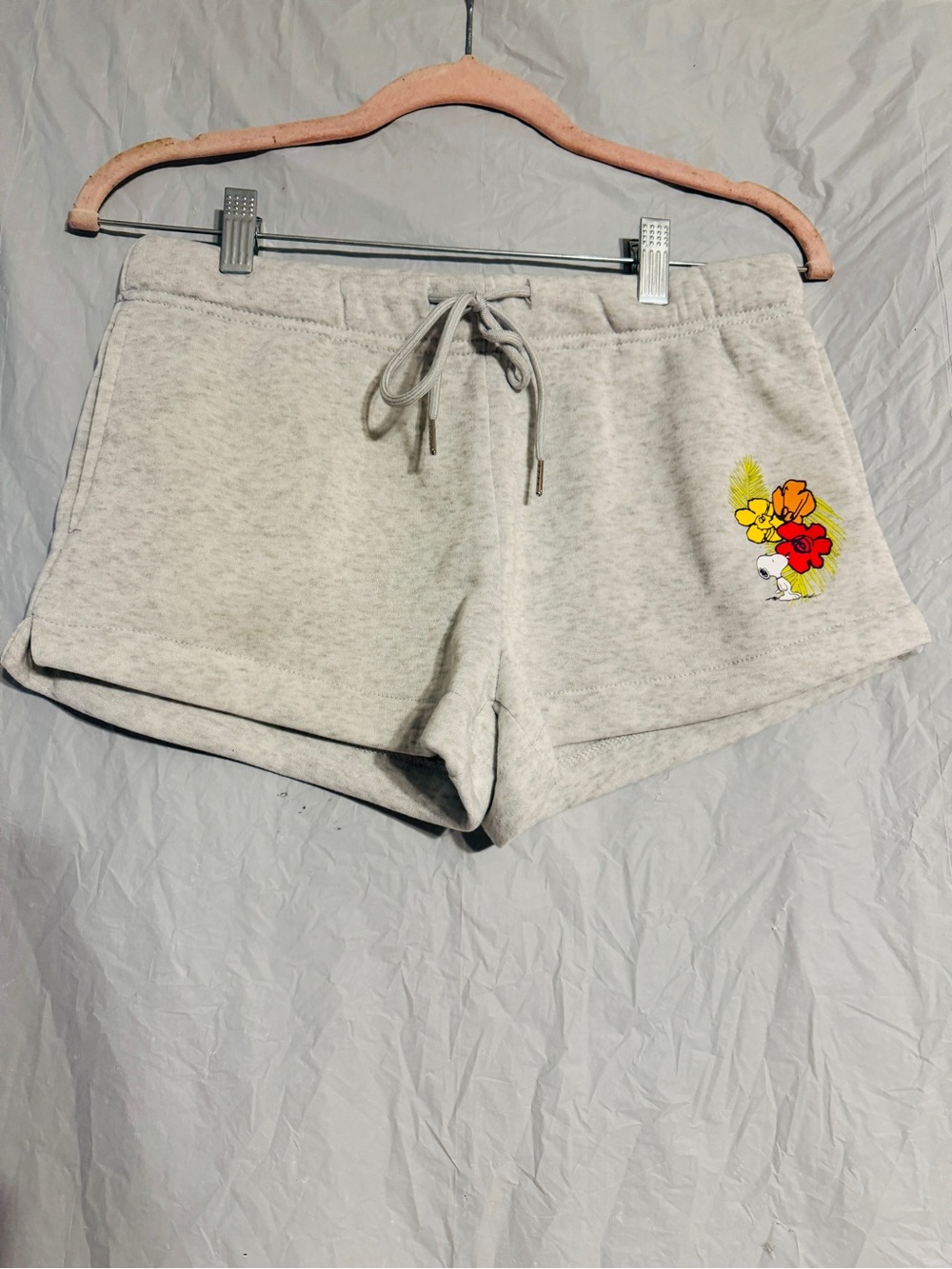 Peanuts Snoopy Women’s Medium Lounge Shorts Floral Tropical Drawstring Sweat